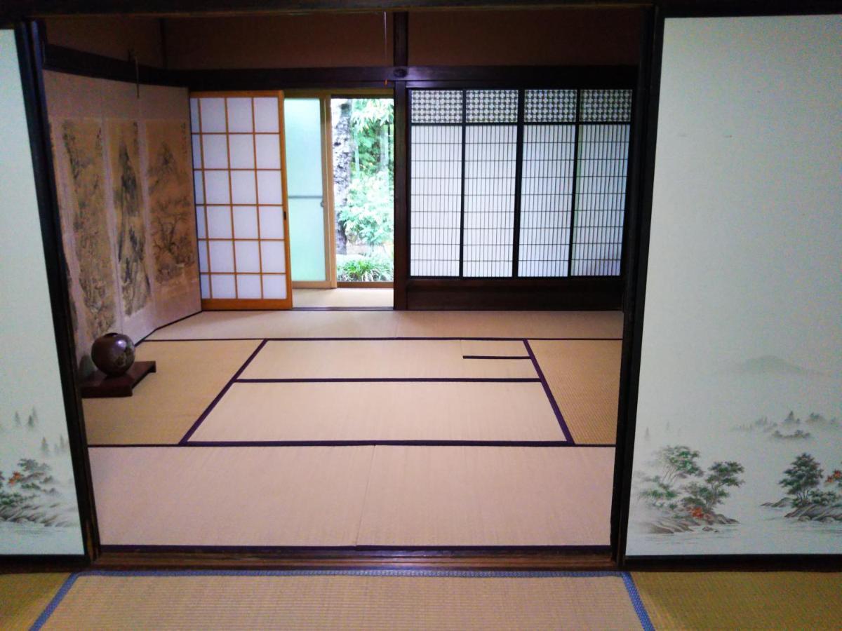ゲストハウス「古民家の宿梨本軒」 Takayama (Nagano) Ngoại thất bức ảnh